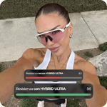 Donna che corre al tramonto – empowerment, corsa e resistenza